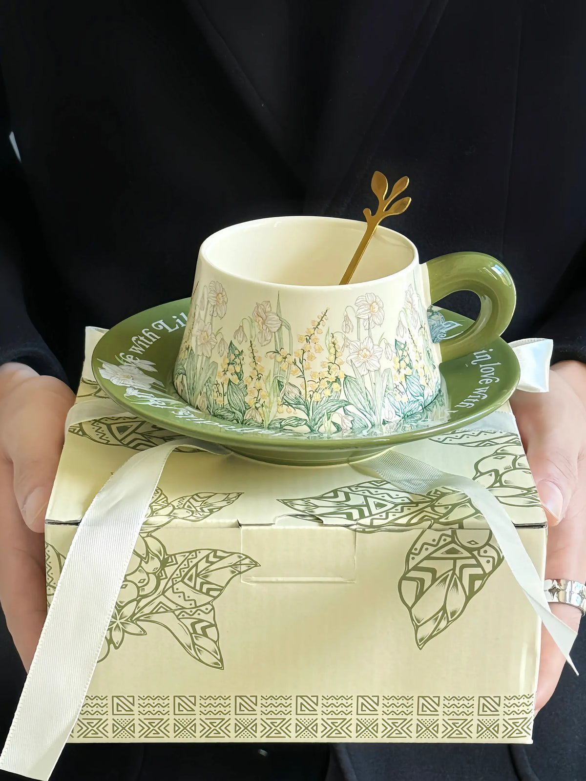 Garden Sketch Ceramic Cup Gift Set